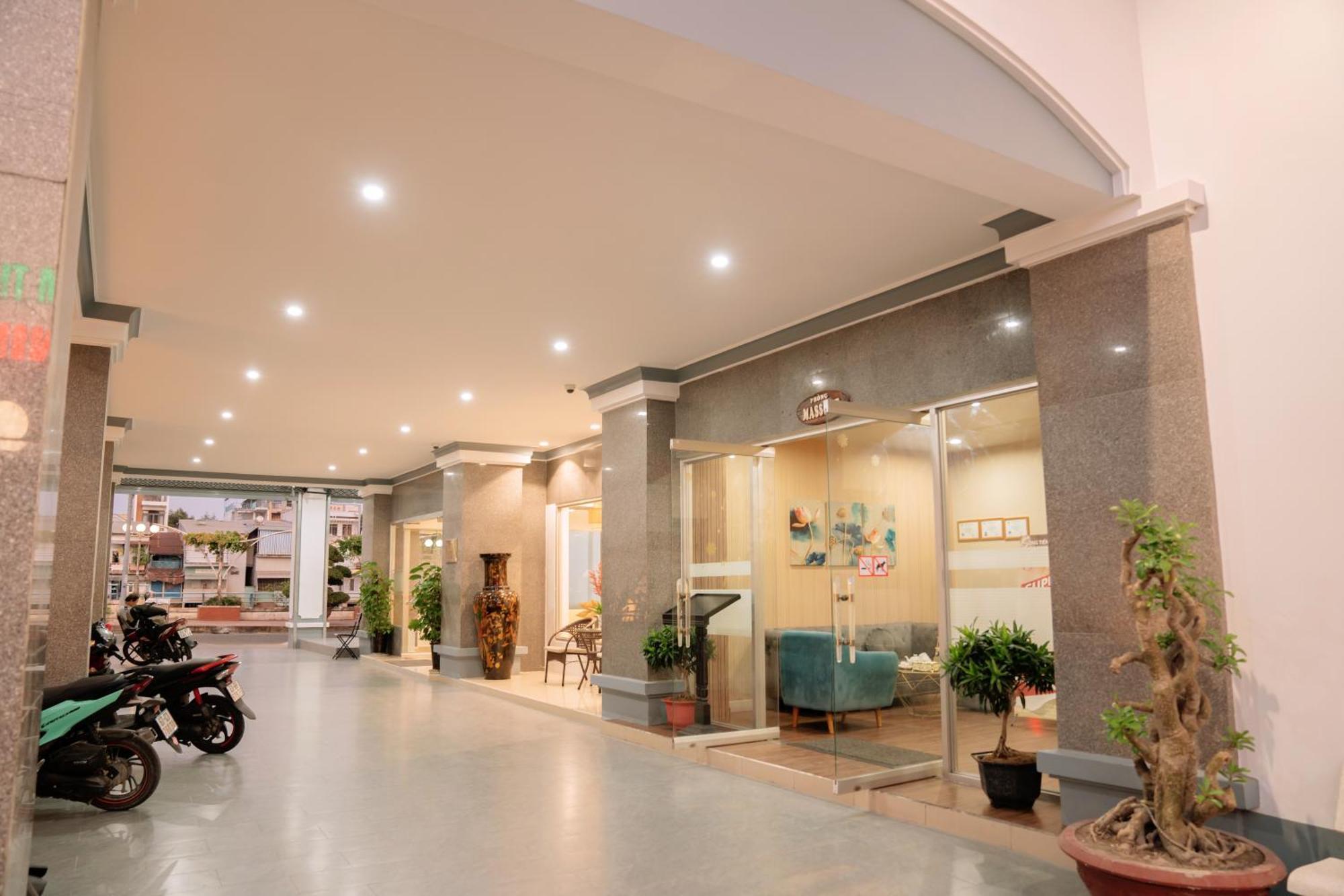 Song Tien Hotel Митхо Экстерьер фото