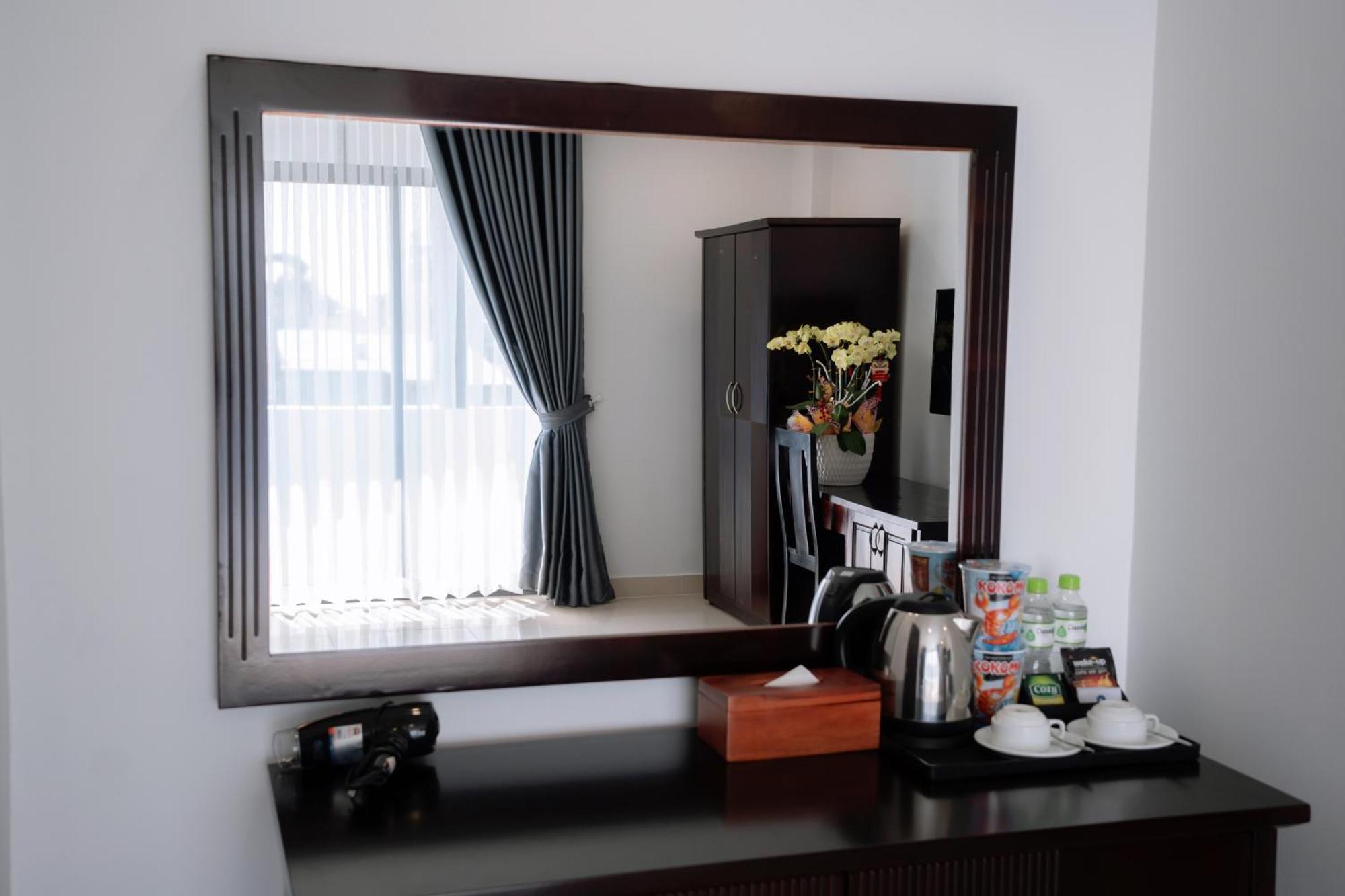 Song Tien Hotel Митхо Экстерьер фото